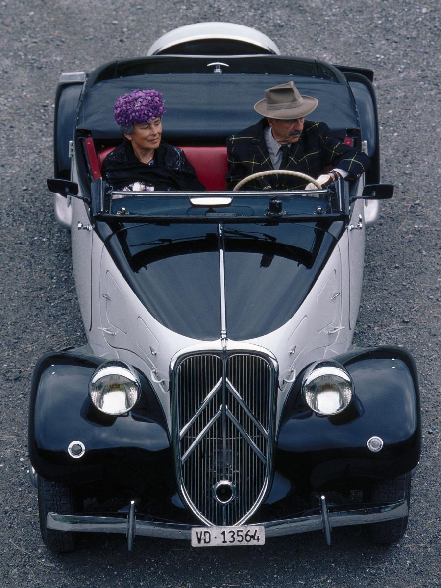  Citroen Traction Avant Cabrio 1934 года  (фото 21 из 31)